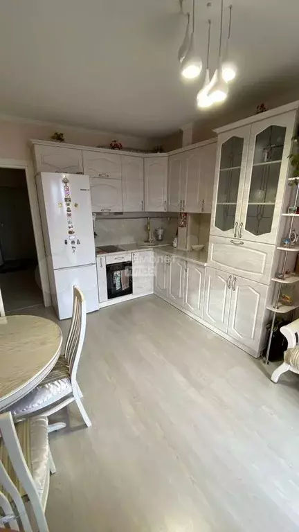 2-к. квартира, 64 м, 7/9 эт. - Фото 1
