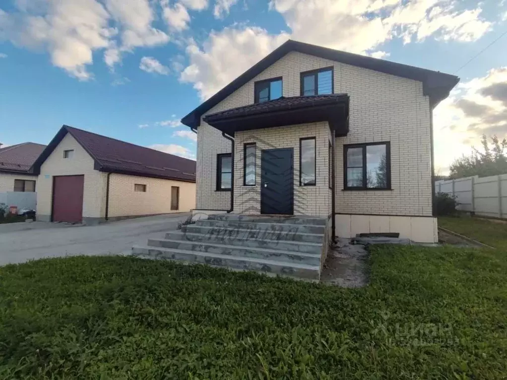 Коттедж в Белгородская область, Старый Оскол пер. Липовый (190 м) - Фото 1