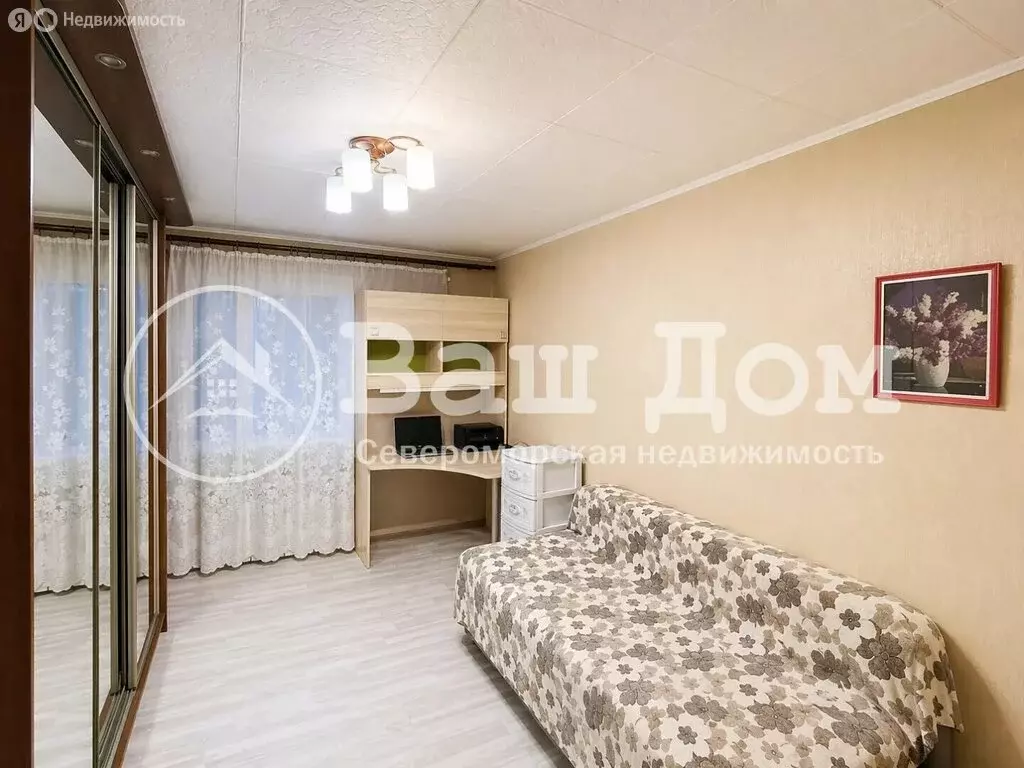 2-комнатная квартира: Североморск, улица Кирова, 12 (41.5 м) - Фото 1