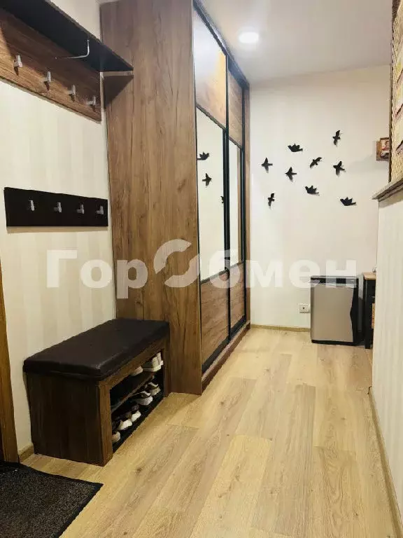 Продается 2-комнатная квартира - Фото 1