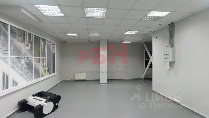 Офис в Самарская область, Самара ул. Водников, 26 (40 м) - Фото 1