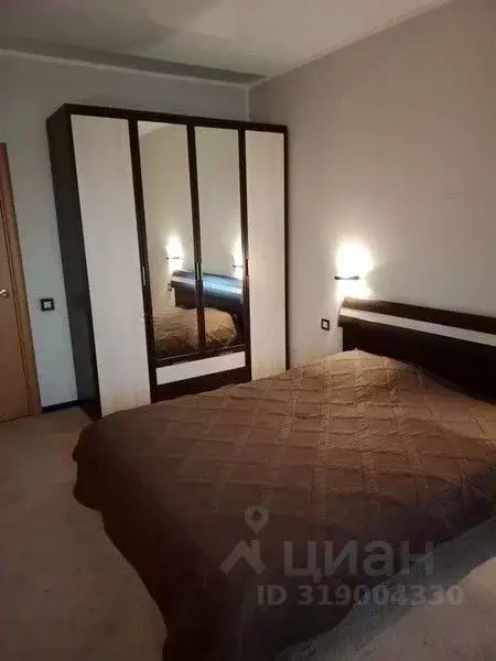 3-к кв. Новосибирская область, Новосибирск ул. Блюхера, 61/1 (90.0 м) - Фото 0