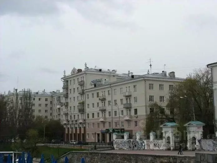 2-к кв. Свердловская область, Екатеринбург ул. Воеводина, 4 (54.2 м) - Фото 0