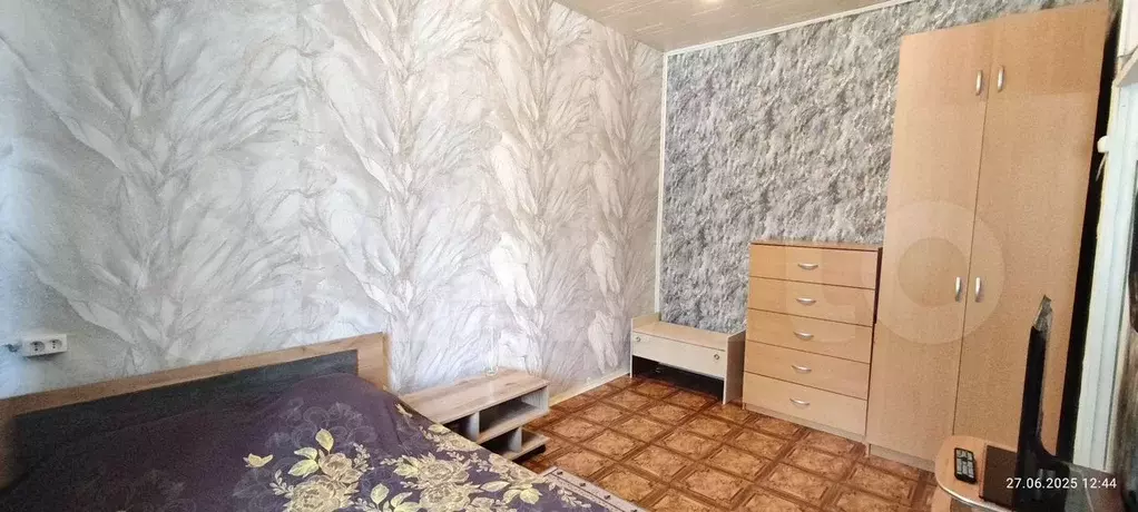 2-к. квартира, 45 м, 1/3 эт. - Фото 0