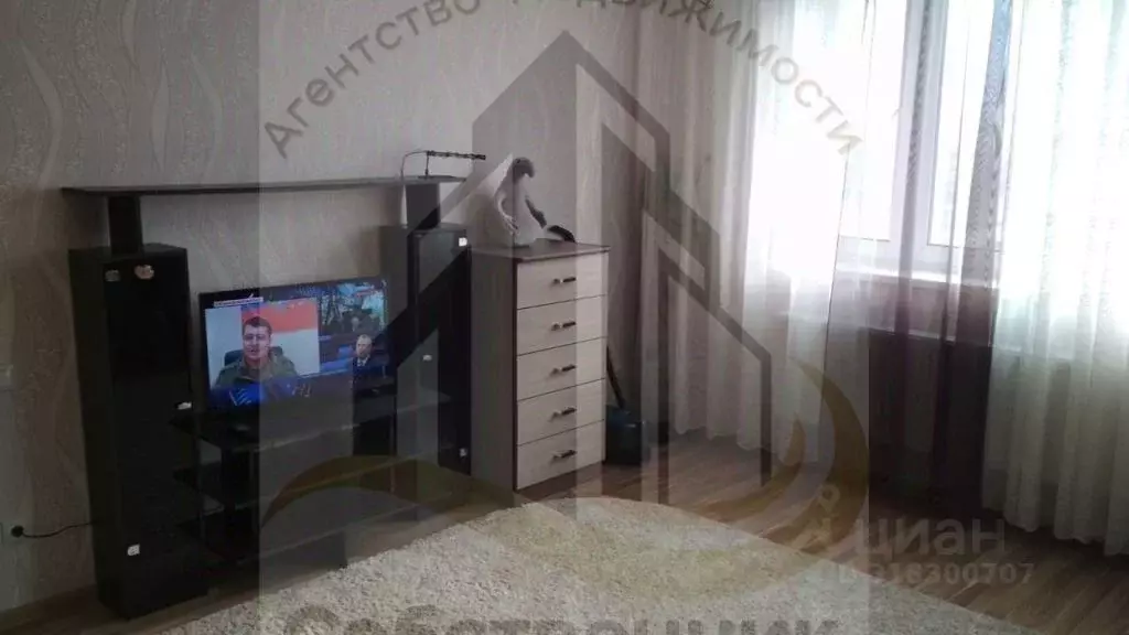 1-к кв. Белгородская область, Старый Оскол Степной мкр, 31 (42.0 м) - Фото 0