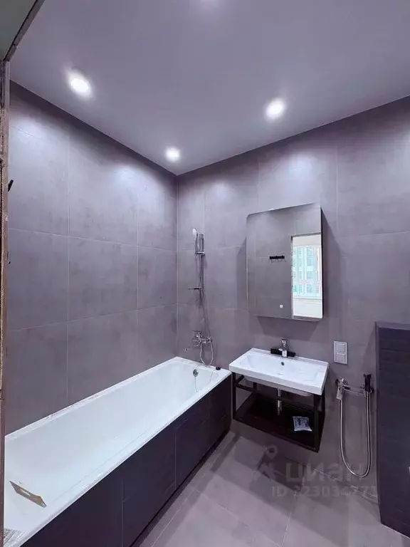 2-к кв. Новосибирская область, Новосибирск ул. Семьи Шамшиных, 93к1 ... - Фото 1