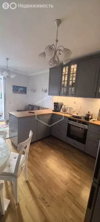 2-комнатная квартира: Калининград, Артиллерийская улица, 79 (64.1 м) - Фото 2