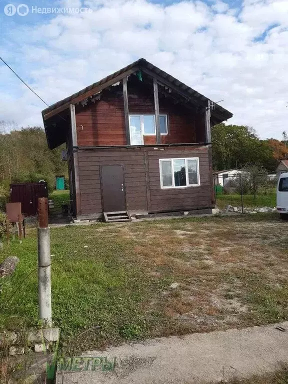 Дом в Надеждинский район, поселок Рыбачий (88 м) - Фото 1