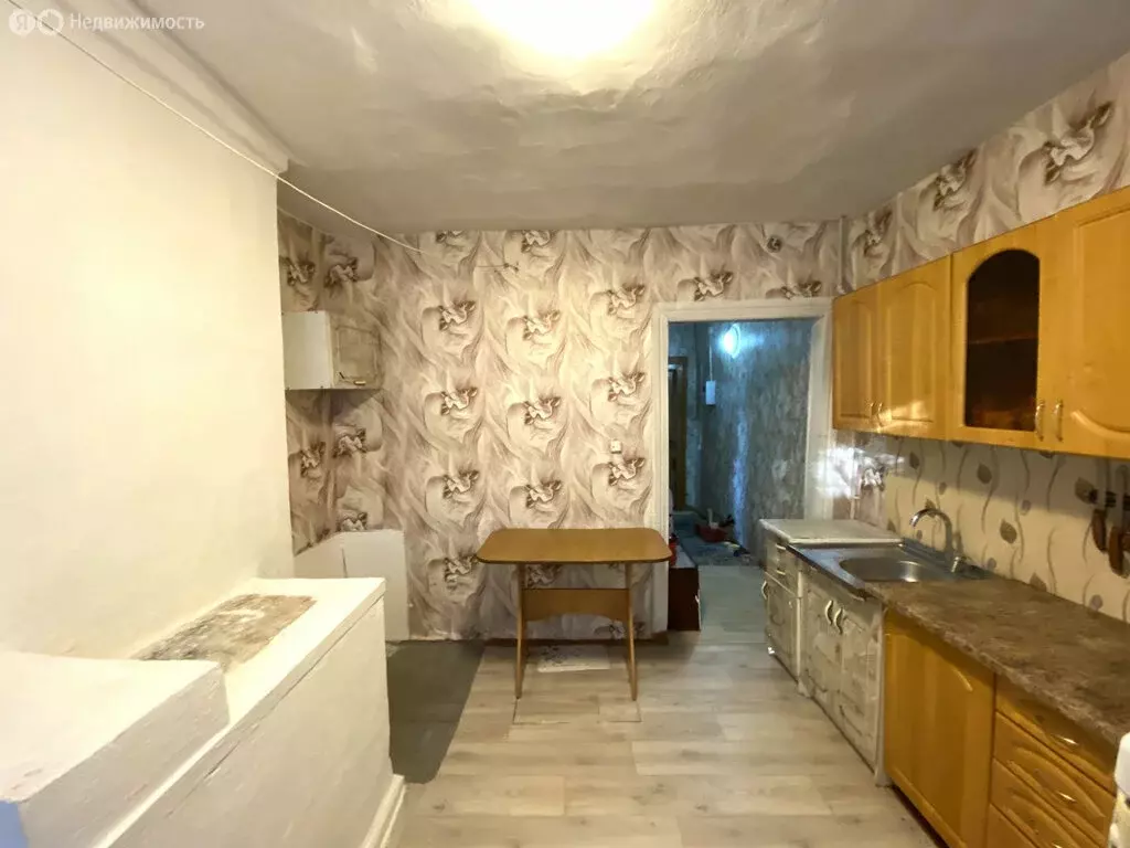 3-комнатная квартира: Улан-Удэ, микрорайон Кирзавод, Кирпичная улица, ... - Фото 1