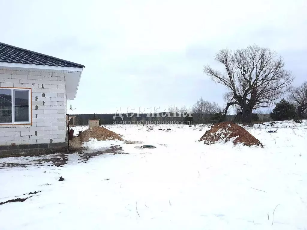 Дом в Белгородская область, Старооскольский городской округ, с. Озерки ... - Фото 0