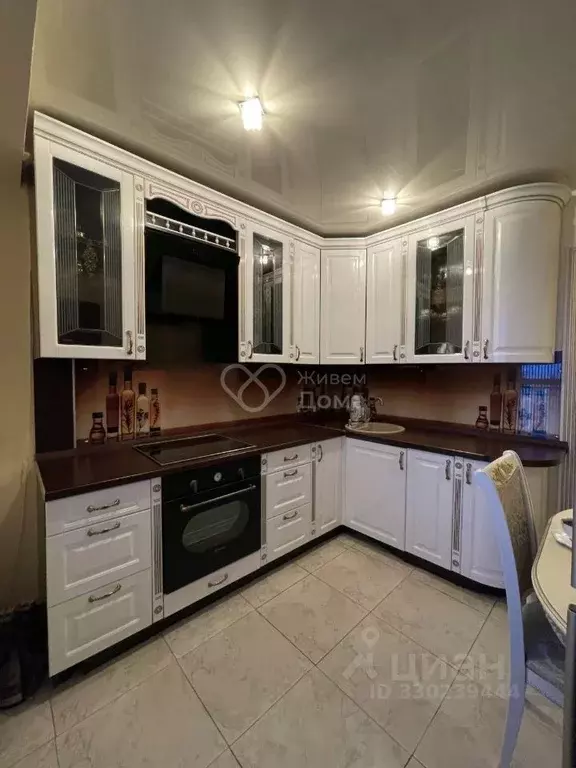 2-к кв. Волгоградская область, Волгоград ул. 8-й Воздушной Армии, 10а ... - Фото 1