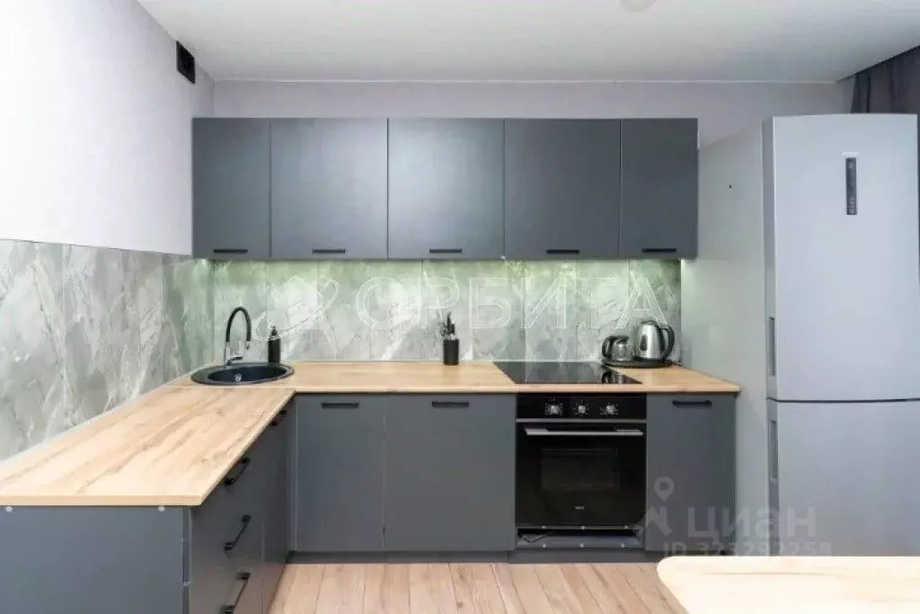 1-к кв. Тюменская область, Тюмень Широтная ул., 170к3 (42.3 м) - Фото 1