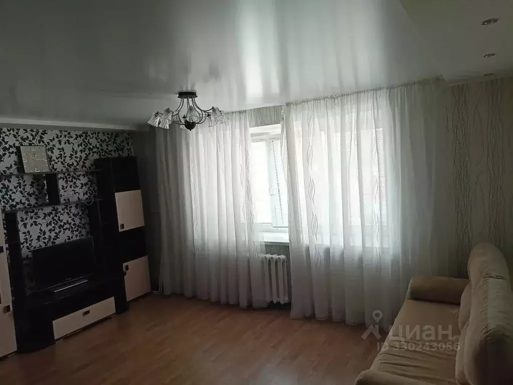 1-к кв. Тюменская область, Тюмень ул. Прокопия Артамонова, 13 (60.0 м) - Фото 1