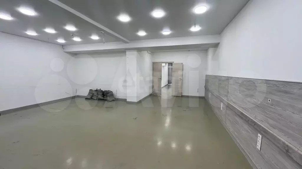 Сдам торговое помещение, 77.2 м - Фото 0