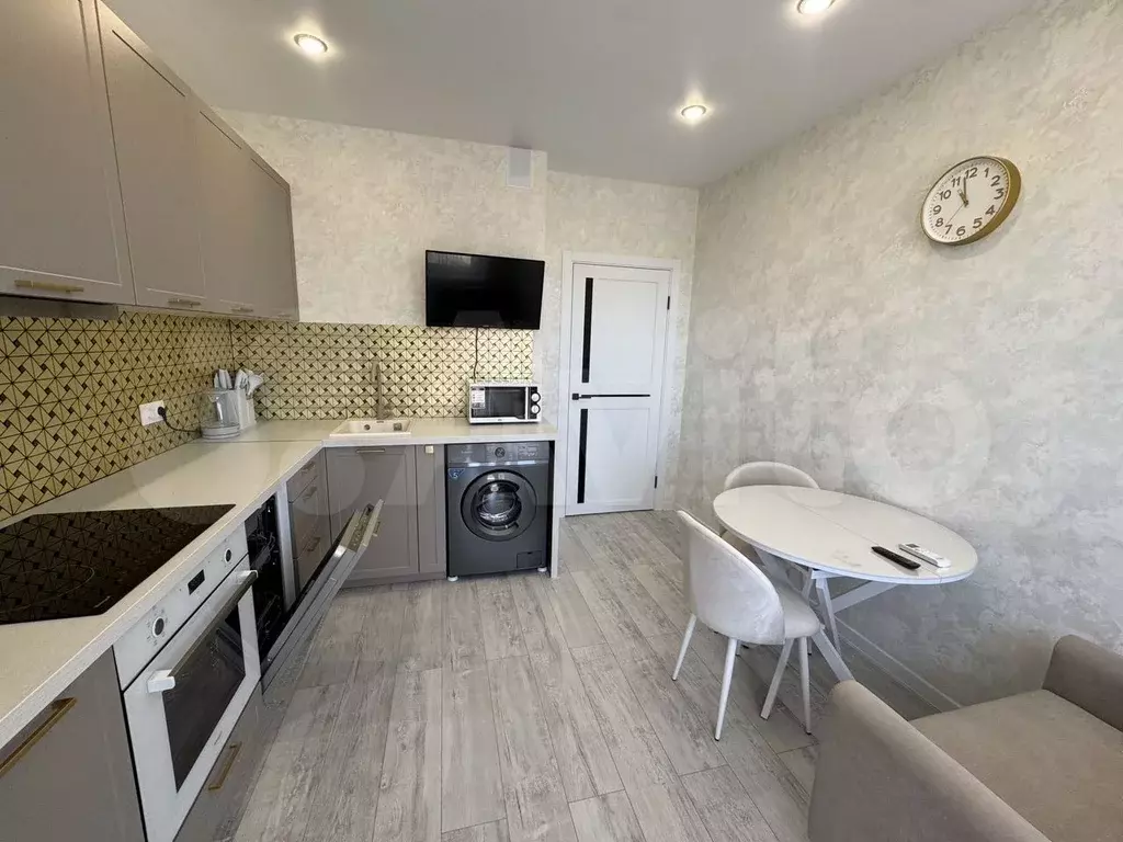1-к. квартира, 36 м, 6/9 эт. - Фото 1