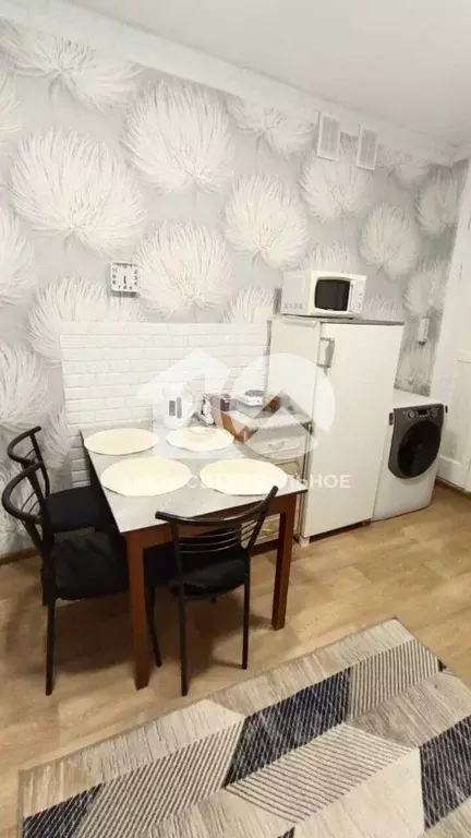 Комната Новосибирская область, Новосибирск ул. Титова, 13 (14.3 м) - Фото 0