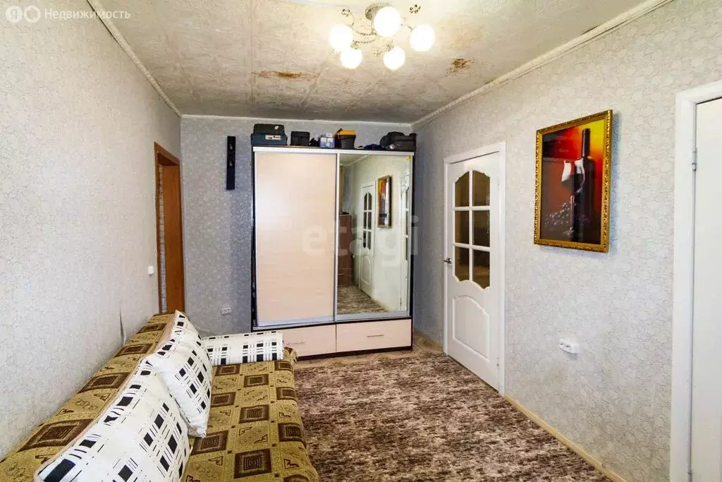 2-комнатная квартира: Ялуторовск, улица Якушкина, 89 (40 м) - Фото 1