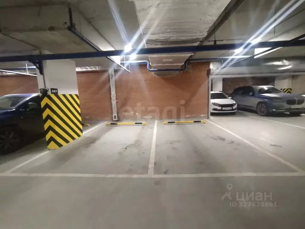 Гараж в Свердловская область, Екатеринбург ул. Краснолесья, 100/5 (14 ... - Фото 2