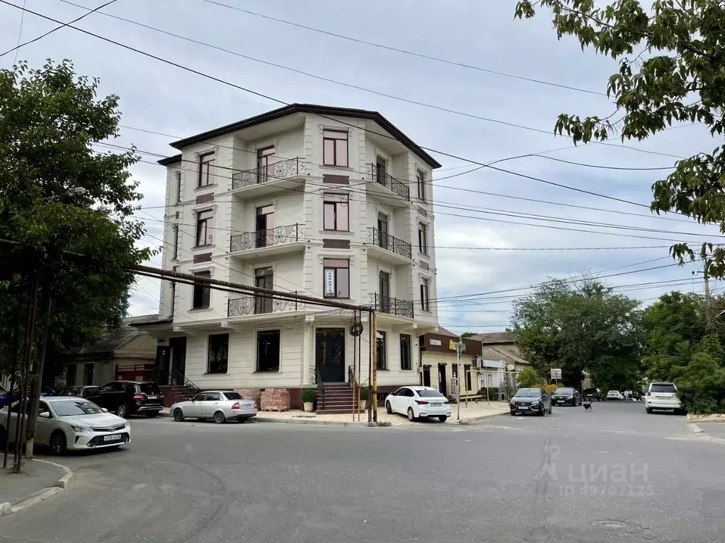 Проезд махачкала. Улица даниялова в махачкале. Даниялова 75 ж махачкала. Дагестанские маршрутки. Трех этажны дом комнаты на 3 этаже.