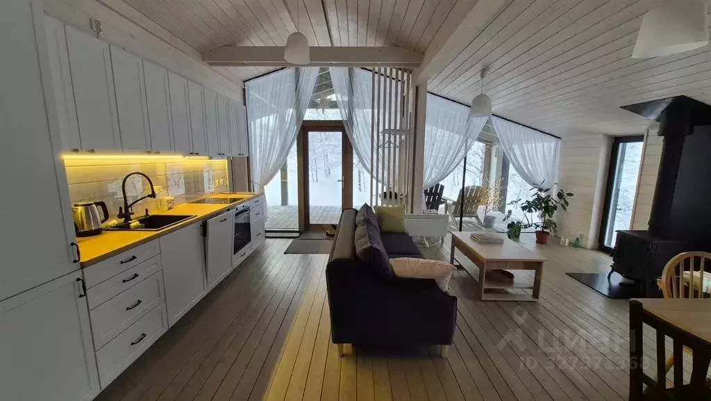 Дом в Мурманская область, Кола ул. Лесная, 17/2 (78 м) - Фото 2