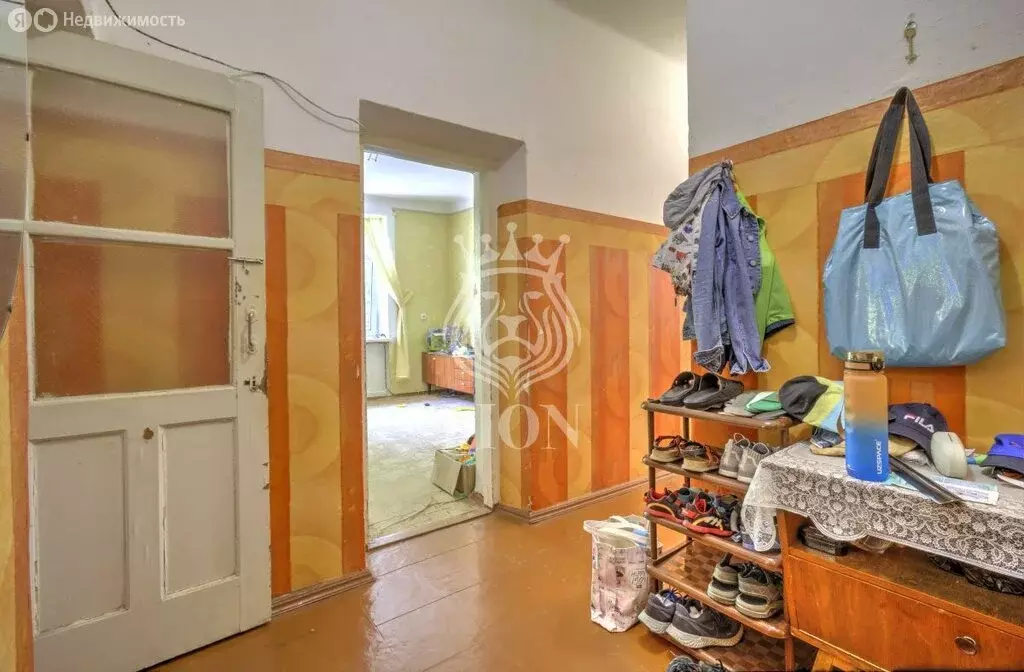 3-комнатная квартира: Алушта, улица Ленина, 58 (61 м) - Фото 1