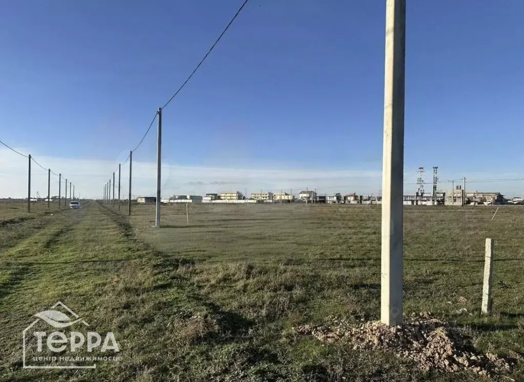 Участок в Крым, Сакский район, с. Молочное  (6.0 сот.) - Фото 1