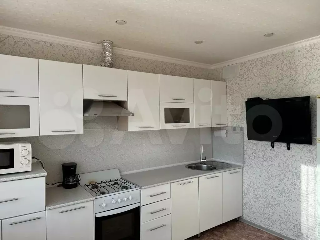 2-к. квартира, 62 м, 1/10 эт. - Фото 1