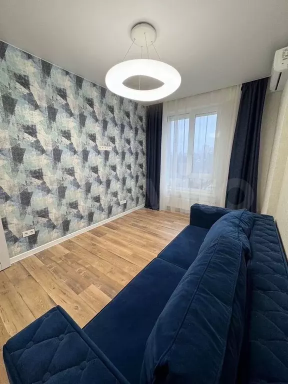 2-к. квартира, 50 м, 4/15 эт. - Фото 1