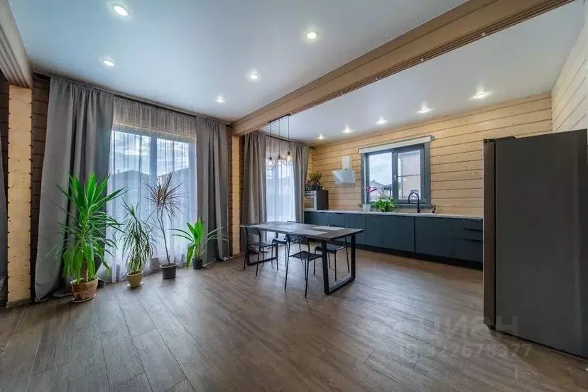 Коттедж в Ленинградская область, Всеволожск бул. Вишневый, 10/14 (193 ... - Фото 1