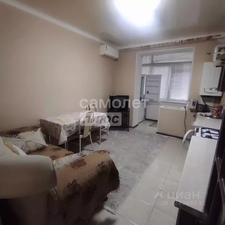 1-к кв. Кабардино-Балкария, Нальчик ул. Чернышевского, 201 (40.0 м) - Фото 1