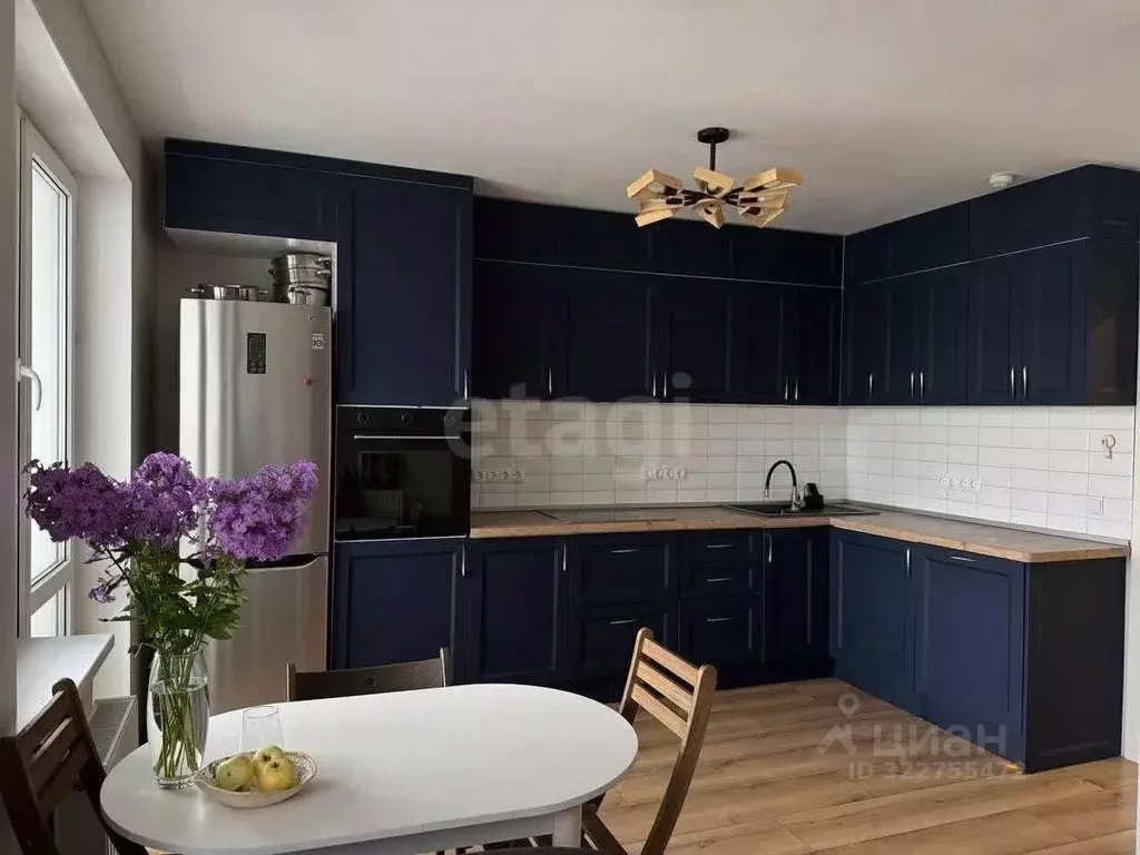 2-к кв. Башкортостан, Уфа ул. Солнечногорская, 6 (59.8 м) - Фото 1