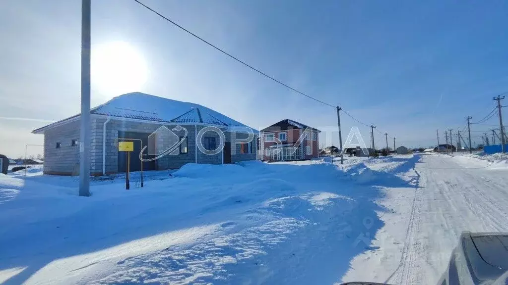 Участок в Тюменская область, Тюменский район, д. Зырянка  (10.5 сот.) - Фото 0