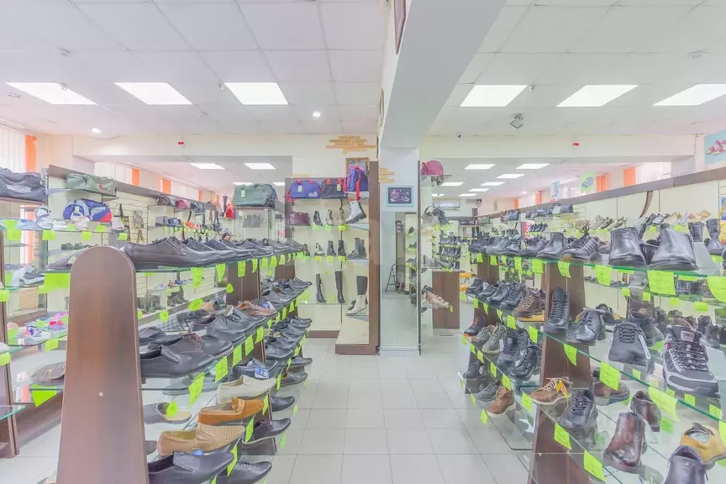 Торговая площадь в Сахалинская область, Холмск ул. Победы, 2 (329 м) - Фото 1