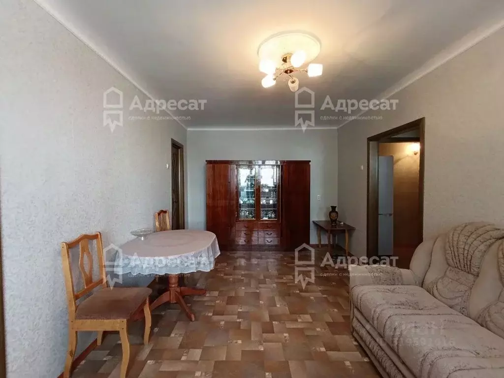 2-к кв. Волгоградская область, Волгоград Варшавская ул., 3 (45.8 м) - Фото 0