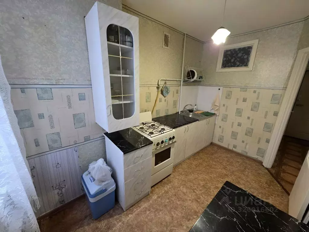 1-к кв. Ленинградская область, Кириши ул. Строителей, 2 (29.6 м) - Фото 2