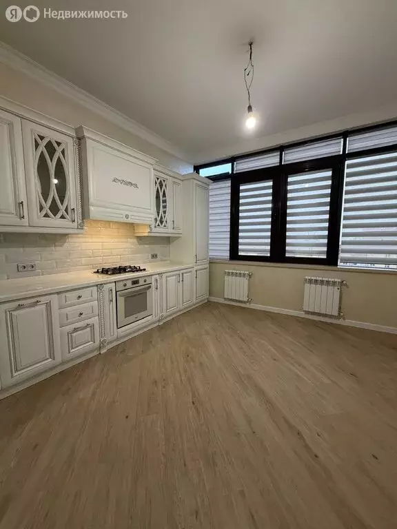 2-комнатная квартира: Нальчик, улица Пушкина, 31 (104 м) - Фото 1