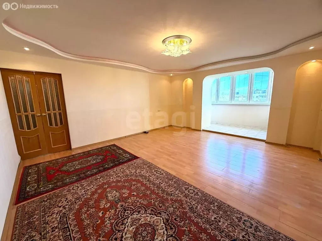 4-комнатная квартира: Казань, улица Гаврилова, 2 (98 м) - Фото 2