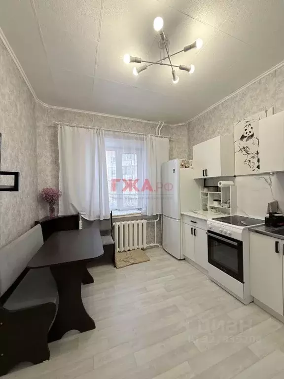 3-к кв. Саха (Якутия), Нерюнгри ул. Карла Маркса, 27/2 (72.1 м) - Фото 1