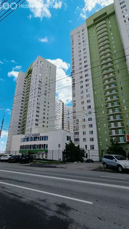 3-комнатная квартира: Саратов, улица имени Н.Г. Чернышевского, 108А ... - Фото 0