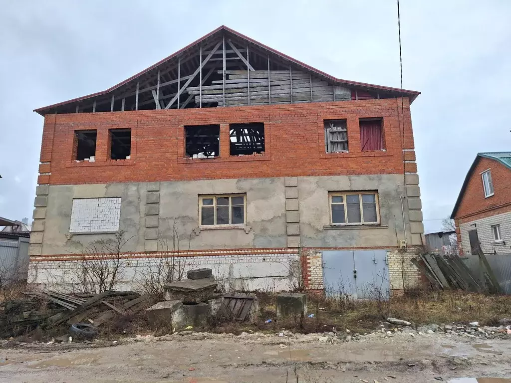 Дом в Воронежская область, Семилуки Красноармейская ул. (174 м) - Фото 0