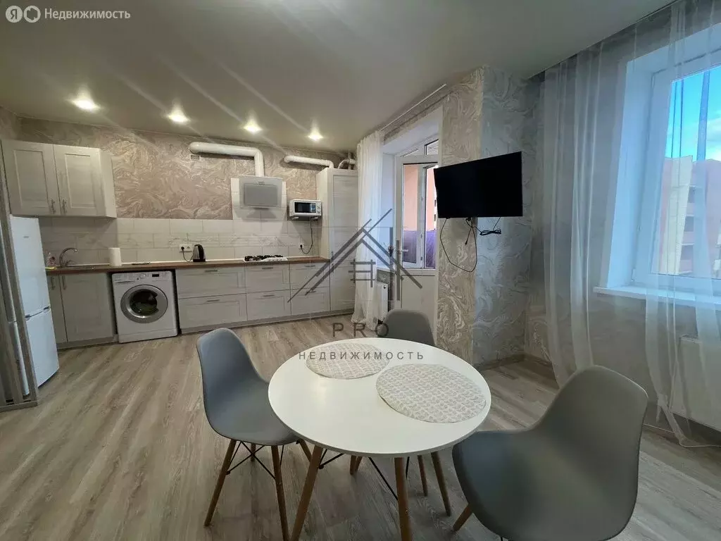 Квартира-студия: Красный Бор, Заволжская улица, 1 (36.1 м) - Фото 0