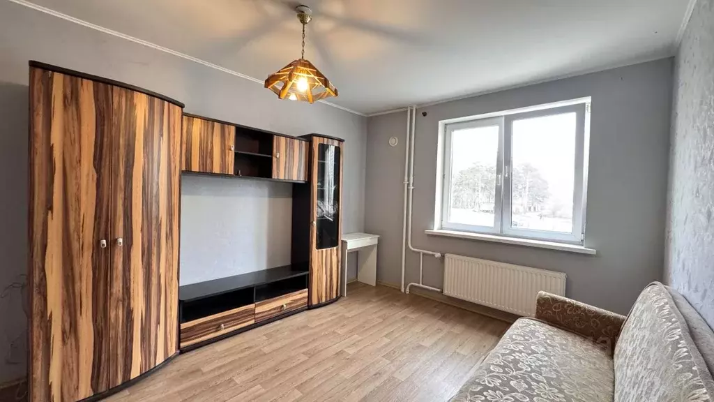 1-к кв. Свердловская область, Екатеринбург ул. Умельцев, 9А (40.0 м) - Фото 1