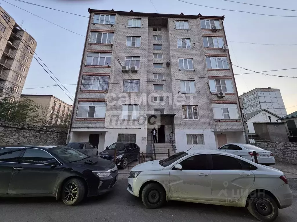 2-к кв. Дагестан, Махачкала ул. Образовательная, 3 (66.0 м) - Фото 1