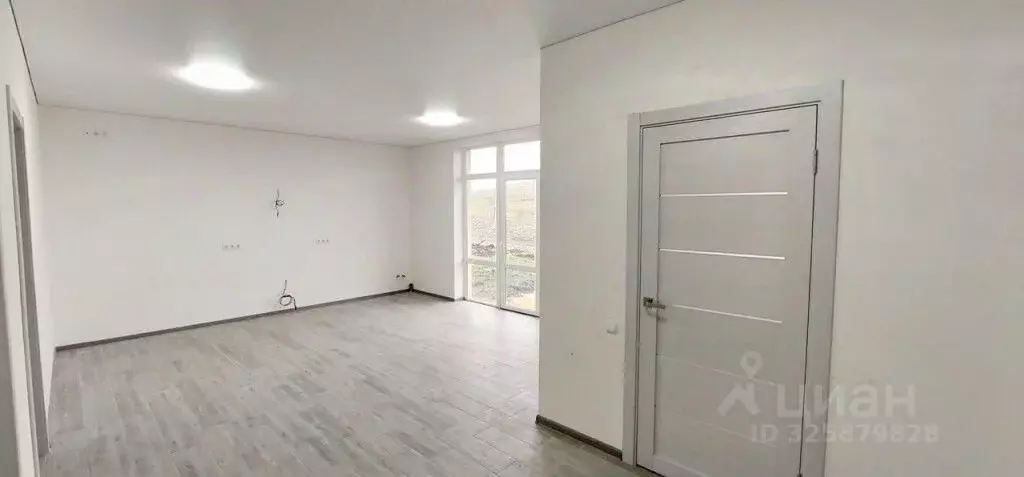 Дом в Крым, Симферопольский район, Трудовское с/пос, с. Строгоновка  ... - Фото 2