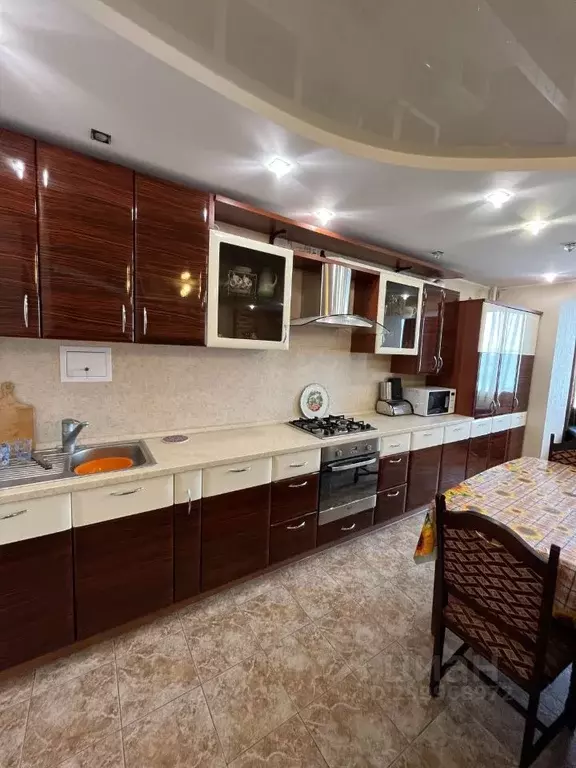 3-к кв. Астраханская область, Астрахань ул. Бабефа, 2 (110.0 м) - Фото 1
