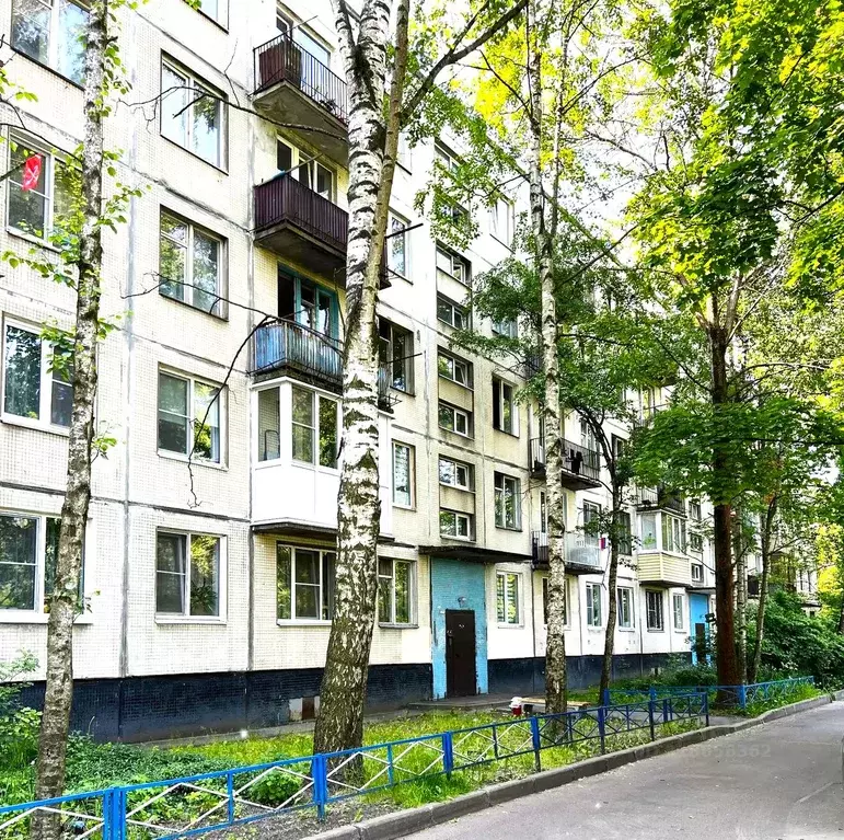 3-к кв. Санкт-Петербург ул. Козлова, 51К2 (59.0 м) - Фото 0