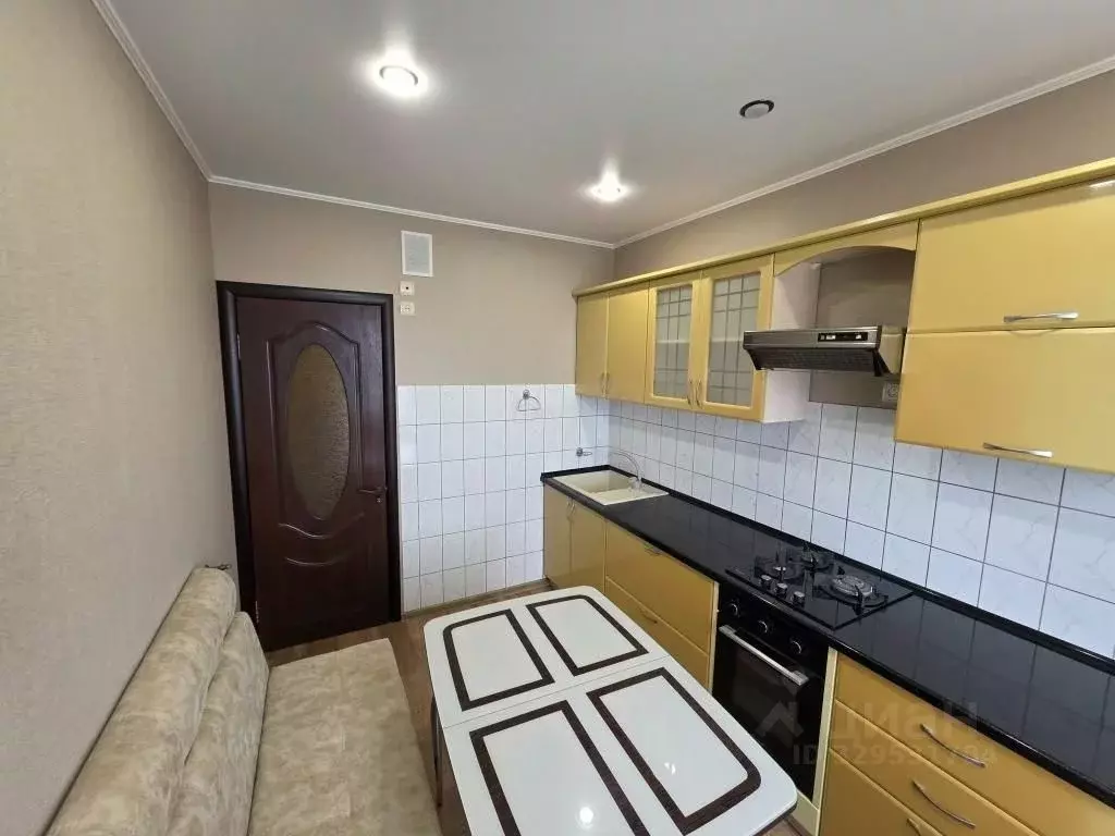 3-к кв. Тульская область, Щекино ул. Емельянова, 67 (66.8 м) - Фото 2