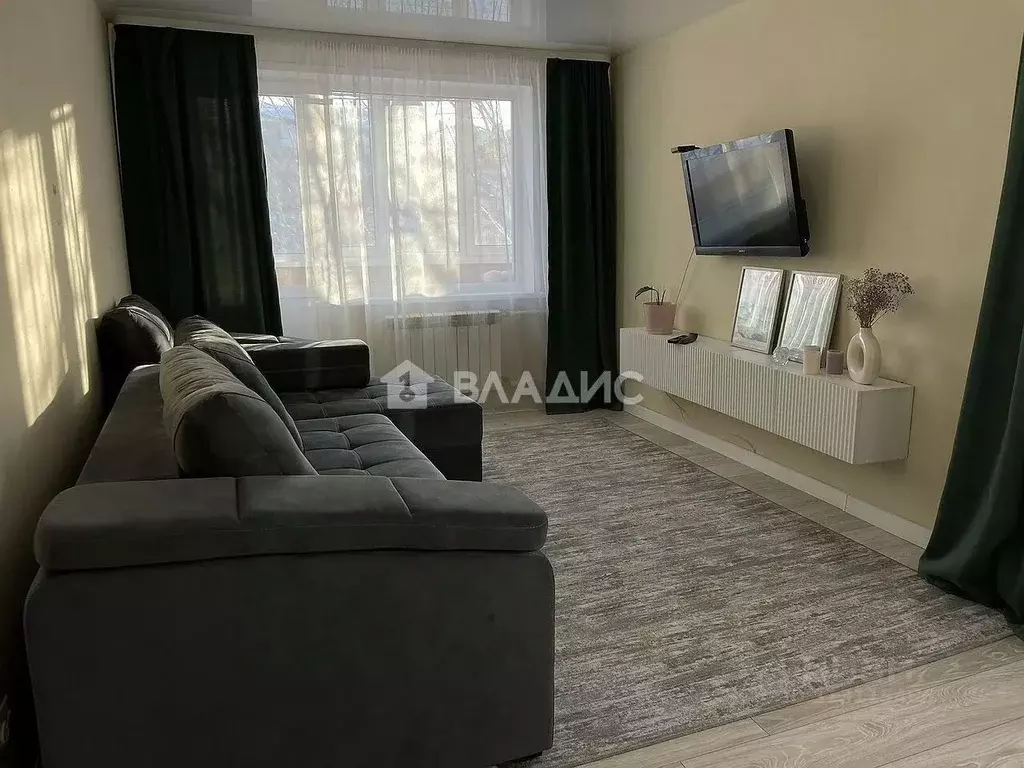 3-к кв. Бурятия, Улан-Удэ 102-й мкр, ул. Ринчино, 5 (61.0 м) - Фото 1