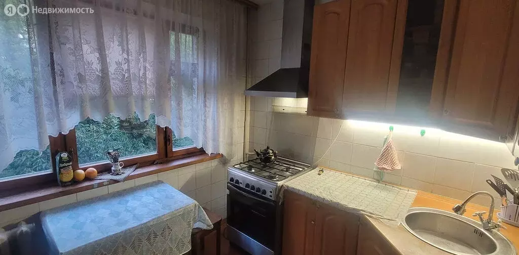 3-комнатная квартира: Сочи, Донская улица, 104 (52 м) - Фото 0