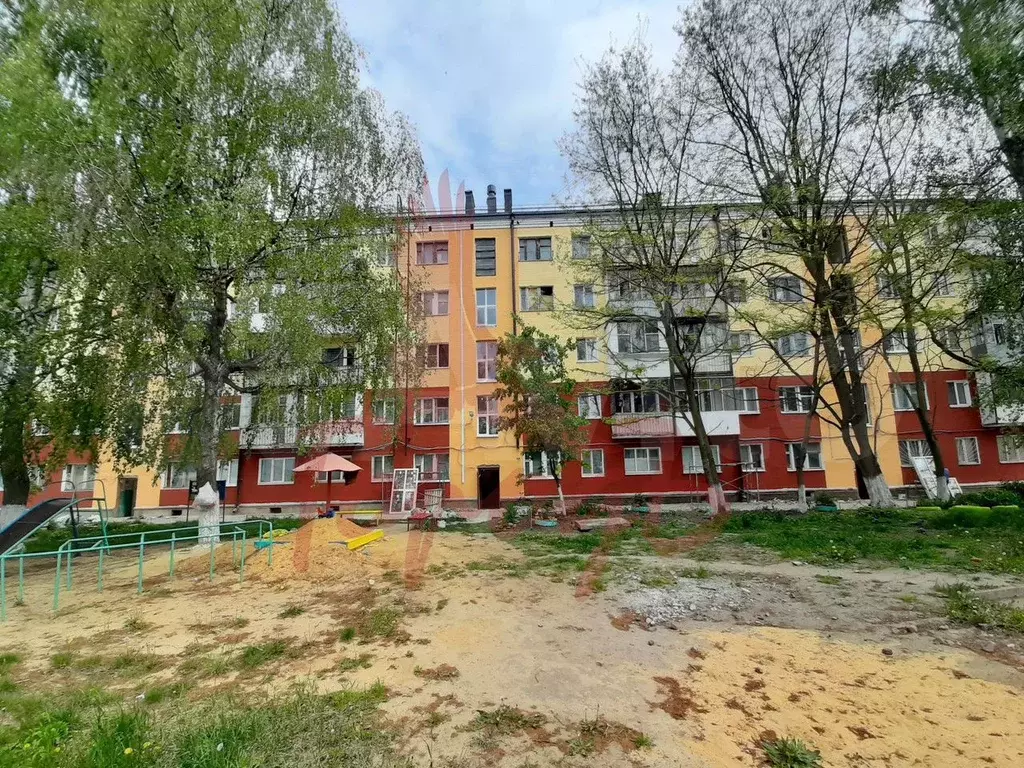 Комната 12,7 м в 5-к., 3/5 эт. - Фото 0
